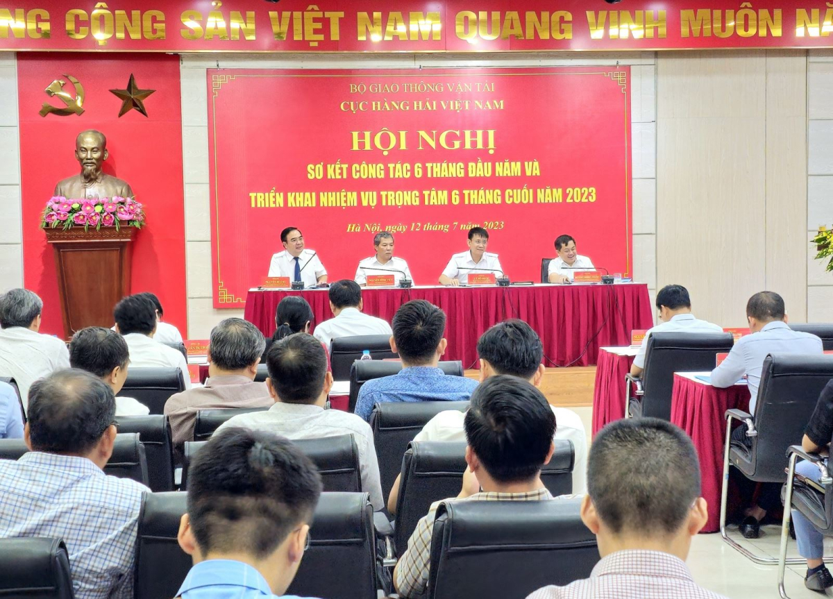 Bộ trưởng Nguyễn Văn Thắng: “Hàng hải Việt Nam hướng tới cảng biển, đội tàu và chất lượng dịch vụ quốc tế cùng giá cả cạnh tranh”