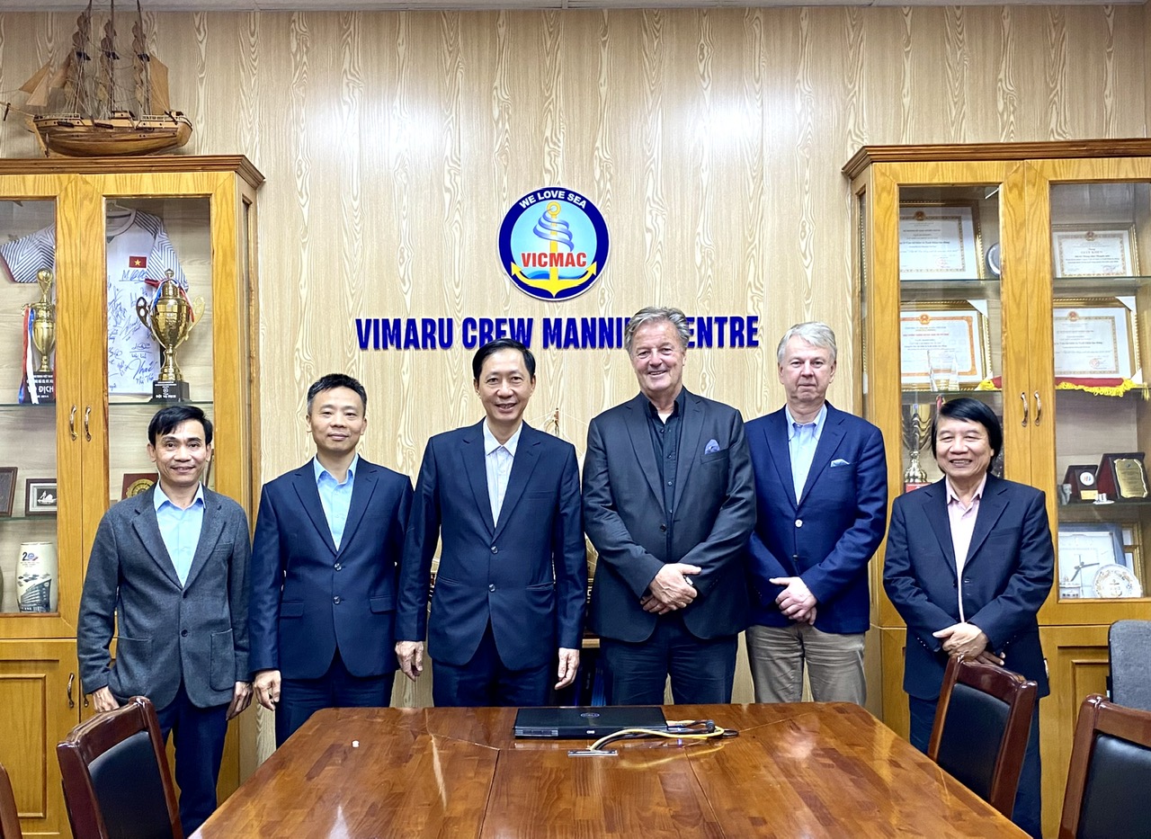 ĐÓN TIẾP VÀ LÀM VIỆC CÙNG ĐOÀN CÔNG TÁC CỦA ĐỐI TÁC OSLOBULK, NORWAY