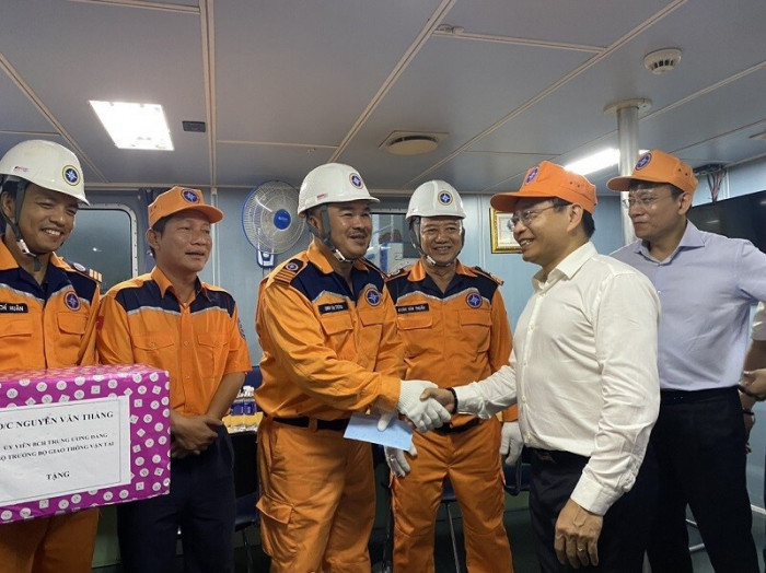Bộ trưởng Bộ Giao thông vận tải: Lực lượng cứu nạn hàng hải là những chiến sĩ thầm lặng